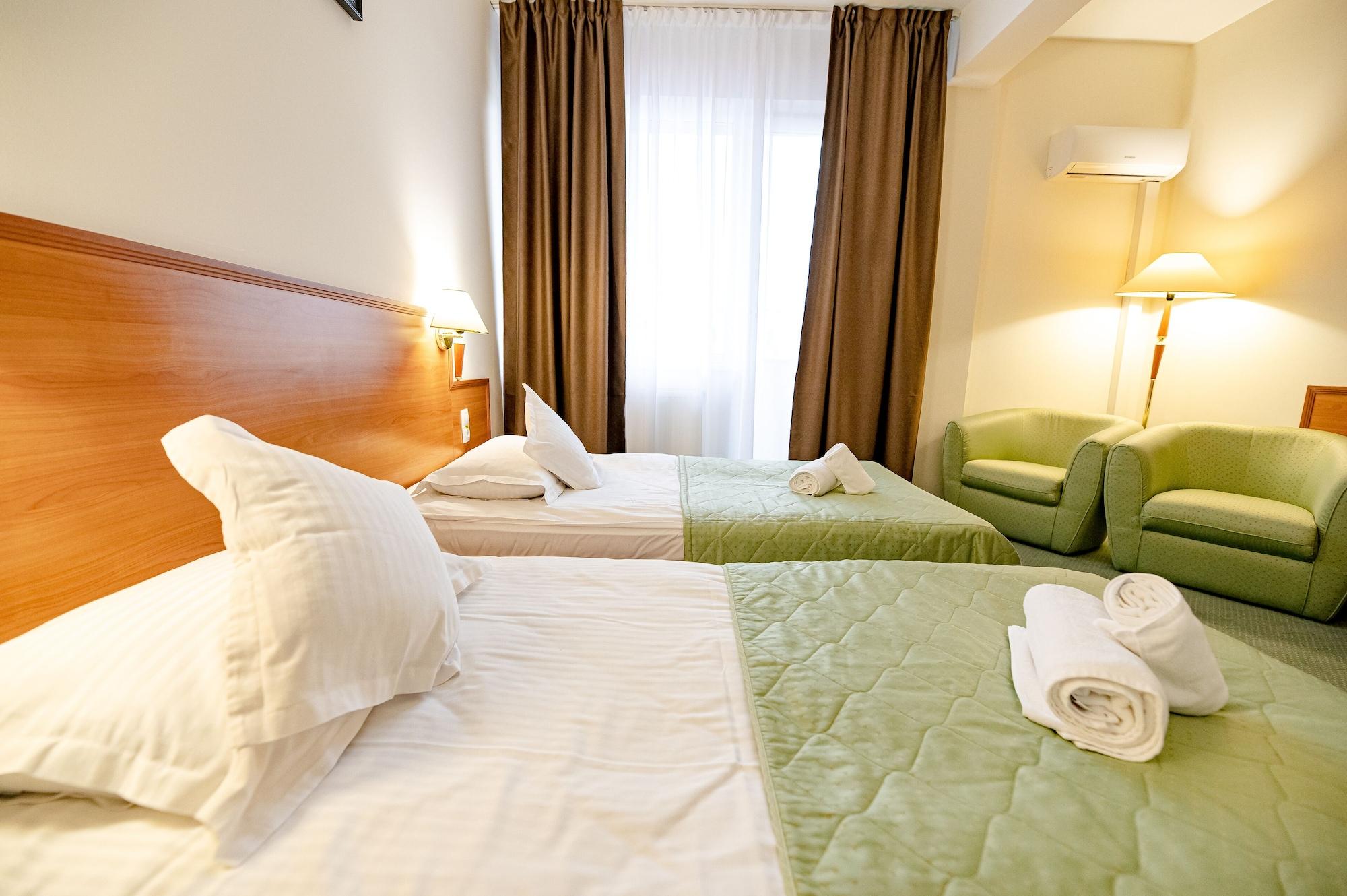 Hotel Rivulus Baia Mare Extérieur photo