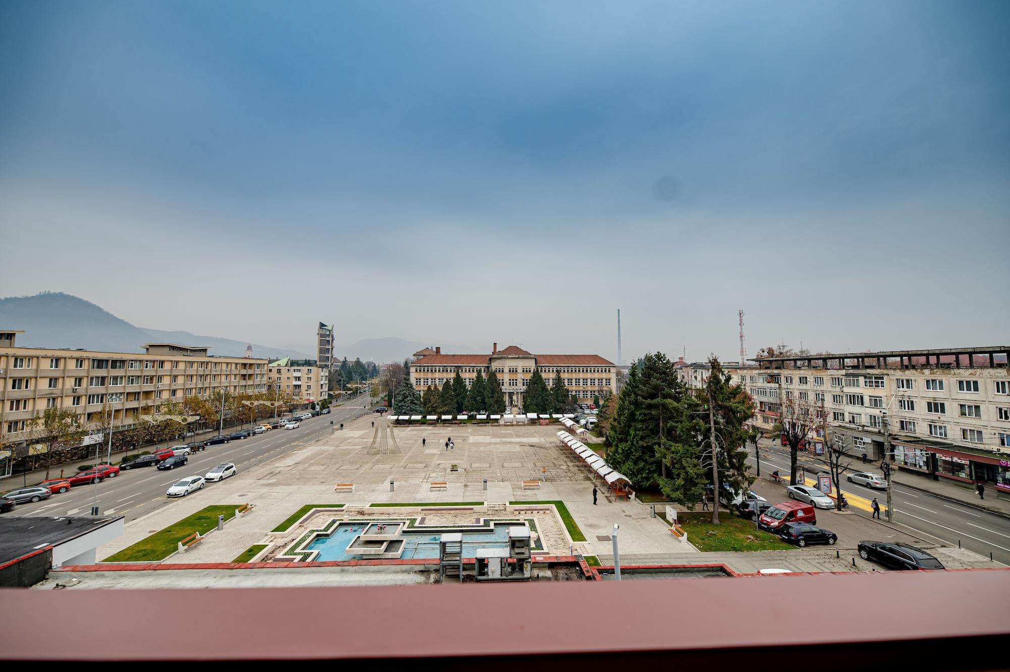 Hotel Rivulus Baia Mare Extérieur photo